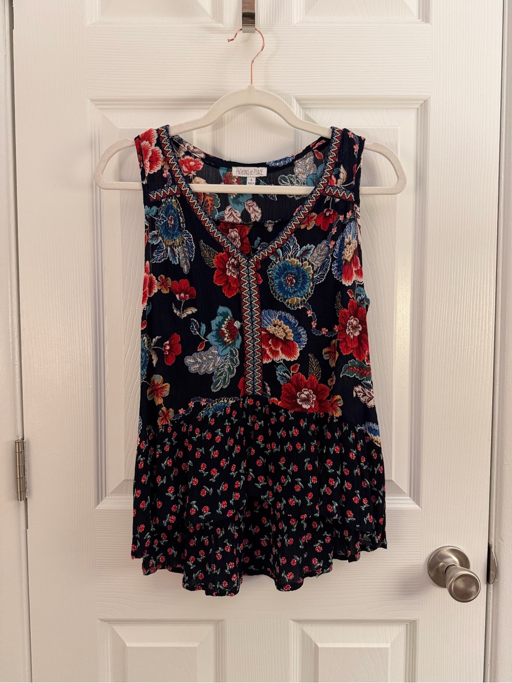 Patrons of Peace Multicolor Floral Tiered High Low Sleeveless Blouse Small